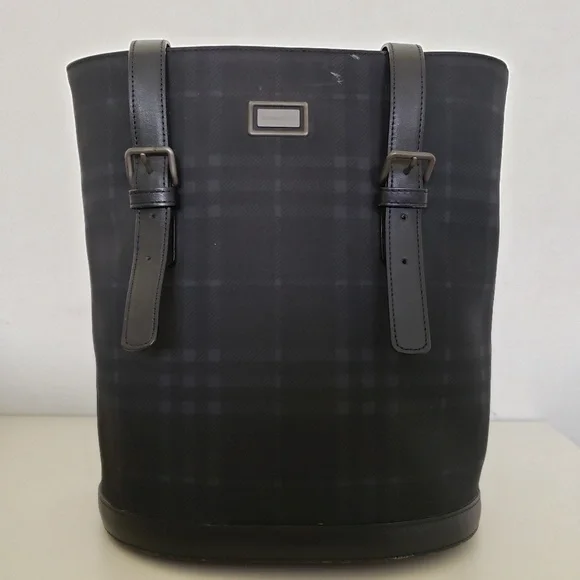 Burberry Vintage Navy Nova Check Bucket Shoulder Bag - Picture 1 of 15